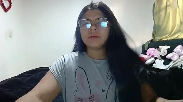 Snapshot of viccky_vick chatting on 10.26.25 viccky vick online show from 10.26.25