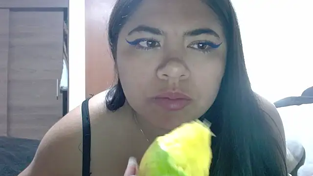 Snapshot of viccky_vick chatting on 12.14.25 viccky vick online show from 12.14.25