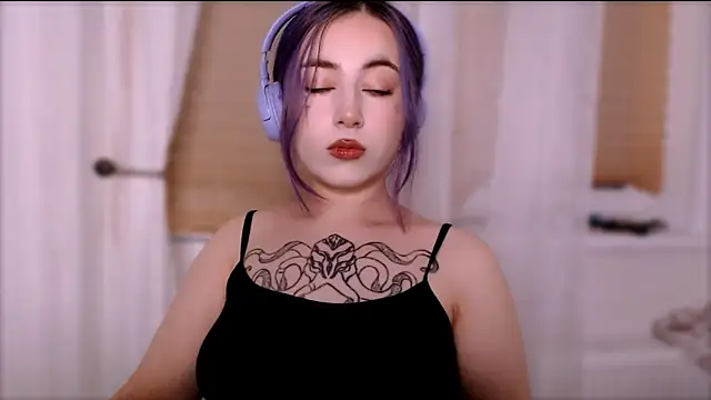 purplewitch online show from 10.18.25