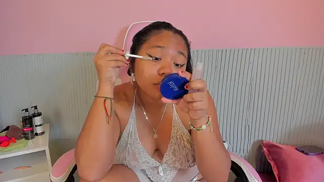 yeikafoxy online show from 03.25.26