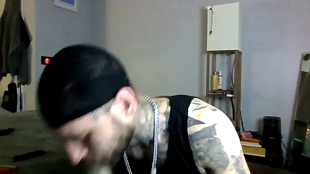 Snapshot of cruz815 chatting on 05.21.26 cruz815 online show from 05.21.26