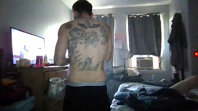 Snapshot of cruz815 chatting on 05.28.26 cruz815 online show from 05.28.26