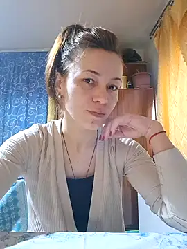 Snapshot of Belladonna253 chatting on 02.14.25 Belladonna253 online show from 02.14.25