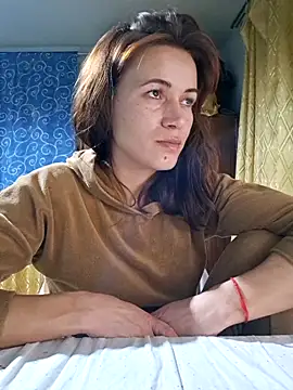 Snapshot of Belladonna253 chatting on 10.28.25 Belladonna253 online show from 10.28.25