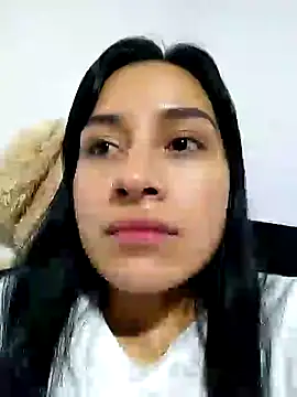 Snapshot of Marce0 chatting on 02.04.25 Marce0 online show from 02.04.25