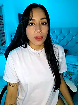Snapshot of Marce0 chatting on 02.19.25 Marce0 online show from 02.19.25