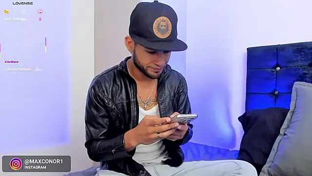 Max Conor1 online show from 10.24.25