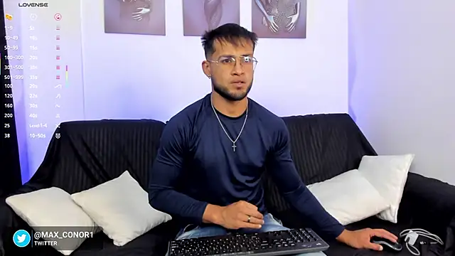 Max Conor1 online show from 02.18.26