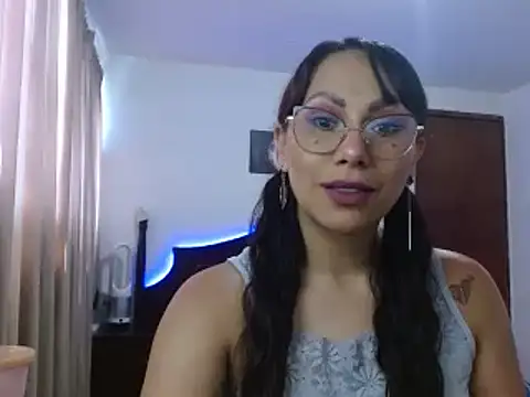 AloLovely  online show from 04.14.26