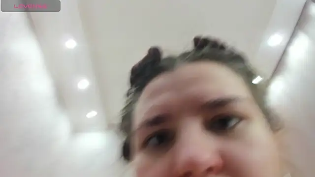 Snapshot of Jenny_Jimmy chatting on 02.19.25 Jenny Jimmy online show from 02.19.25