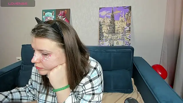 Snapshot of Jenny_Jimmy chatting on 02.28.25 Jenny Jimmy online show from 02.28.25