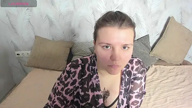 Snapshot of Jenny_Jimmy chatting on 03.22.25 Jenny Jimmy online show from 03.22.25