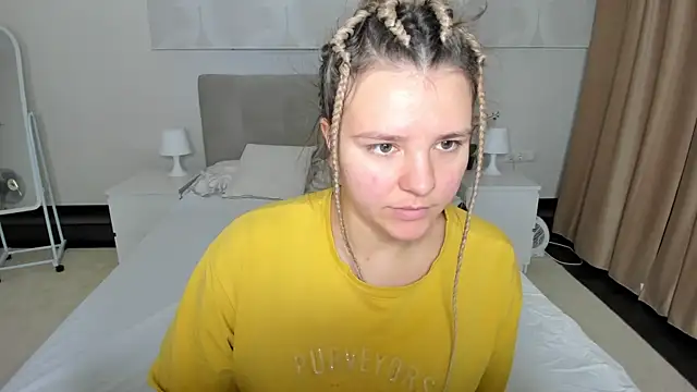 Snapshot of Jenny_Jimmy chatting on 10.28.25 Jenny Jimmy online show from 10.28.25