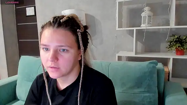 Snapshot of Jenny_Jimmy chatting on 10.31.25 Jenny Jimmy online show from 10.31.25