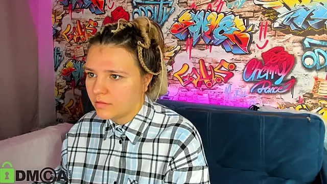 Snapshot of Jenny_Jimmy chatting on 11.03.25 Jenny Jimmy online show from 11.03.25