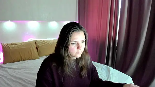 Snapshot of Jenny_Jimmy chatting on 11.05.25 Jenny Jimmy online show from 11.05.25