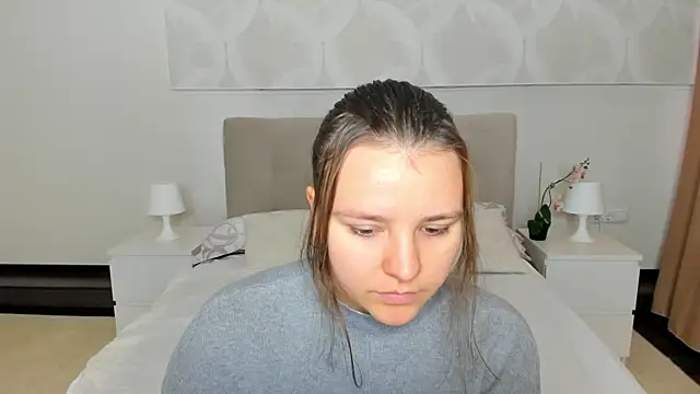 Snapshot of Jenny_Jimmy chatting on 11.06.25 Jenny Jimmy online show from 11.06.25