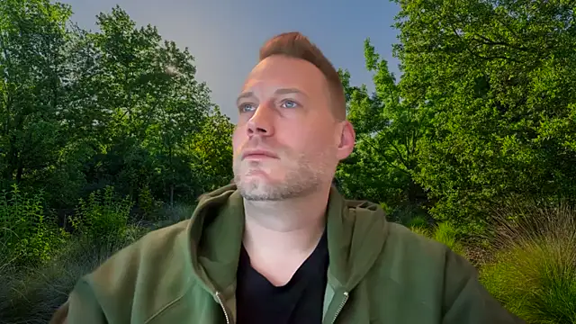 Snapshot of Christian87xxx chatting on 03.05.25 Christian87xxx online show from 03.05.25