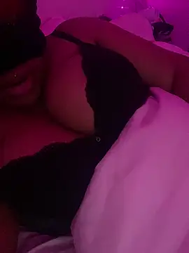 DaniJohnson online show from 02.05.25