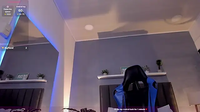 alessia leroy online show from 12.15.25