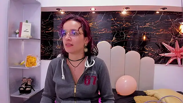 Annyrosee online show from 11.23.25