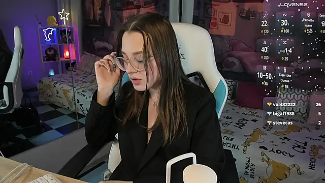 kaisajenner online show from 02.21.25