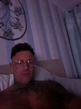 Jamesdeanmcqueen online show from 02.09.25