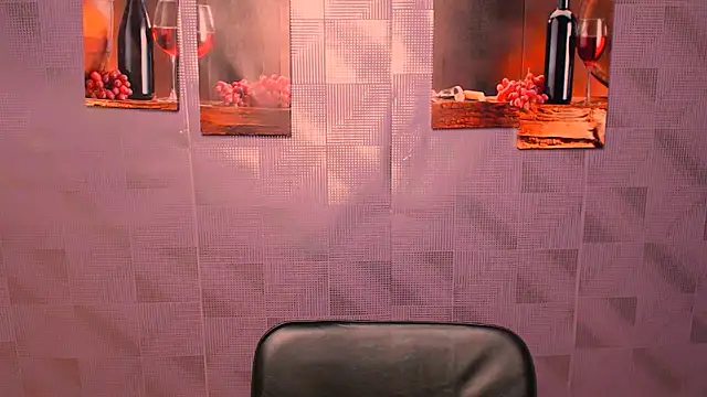 Snapshot of ValeriaHeart_ chatting on 02.02.25 ValeriaHeart online show from 02.02.25