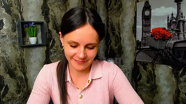 Snapshot of ValeriaHeart_ chatting on 03.03.25 ValeriaHeart online show from 03.03.25