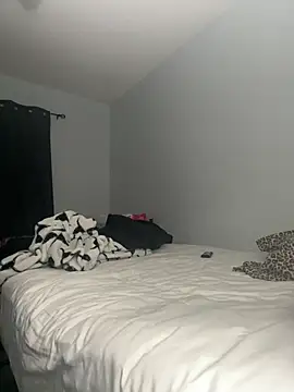 Liyah 19 online show from 02.28.26