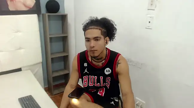 LihanJor 23 online show from 02.21.25