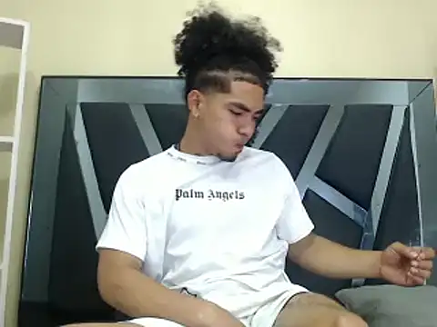 LihanJor 23 online show from 02.28.25