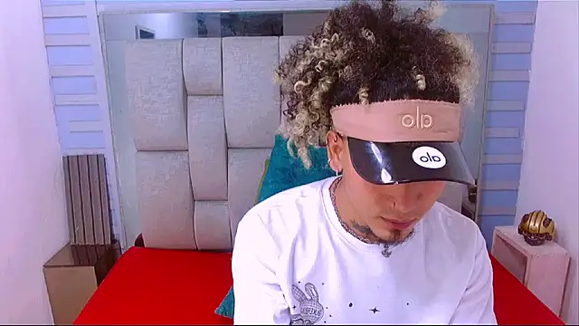 LihanJor 23 online show from 09.21.25