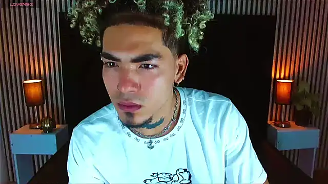 LihanJor 23 online show from 10.13.25