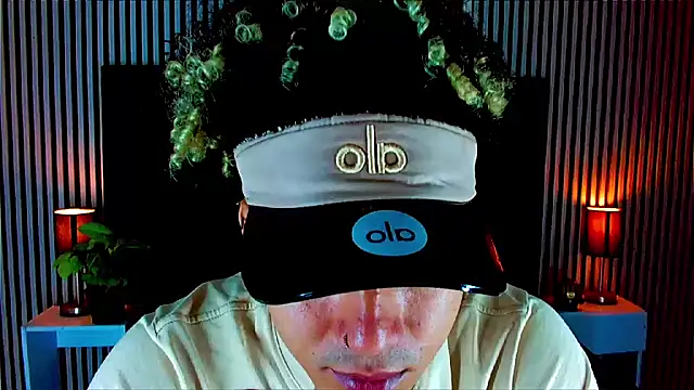 LihanJor 23 online show from 10.18.25