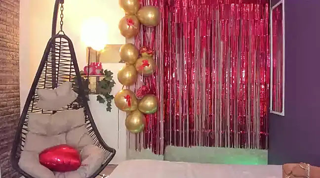 Snapshot of FelicitaSweet chatting on 02.14.25 FelicitaSweet online show from 02.14.25