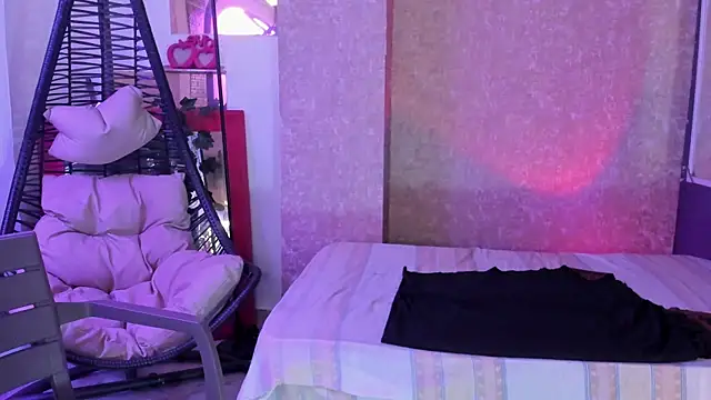 Snapshot of FelicitaSweet chatting on 03.22.25 FelicitaSweet online show from 03.22.25