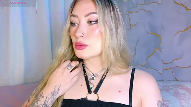 Lally Valencia   online show from 04.07.26