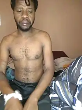 Snapshot of holidtic_justice chatting on 11.18.25 holidtic justice online show from 11.18.25