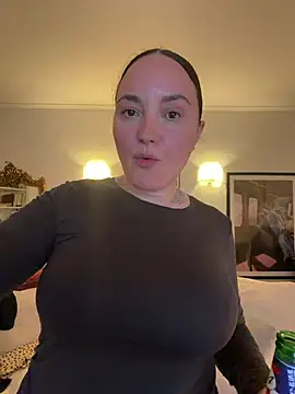 Orgasmille online show from 04.03.26