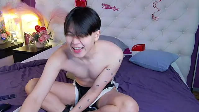 Snapshot of just_gay_ chatting on 02.16.25 just gay  online show from 02.16.25