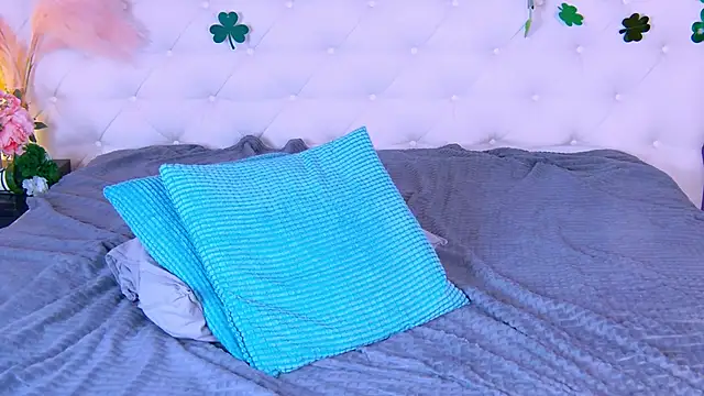 Snapshot of just_gay_ chatting on 03.19.25 just gay  online show from 03.19.25