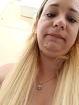 Mia RainX online show from 04.11.26