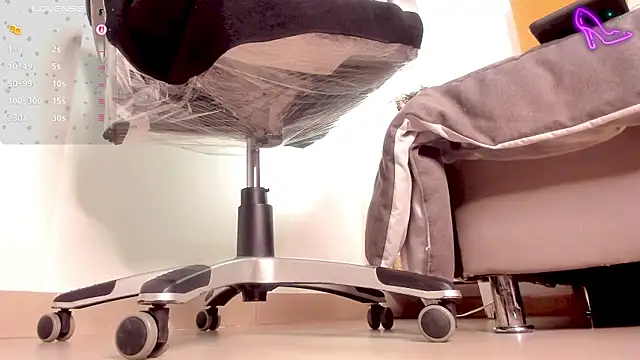 fer angel  online show from 10.08.25