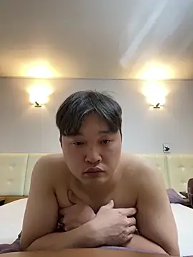 offwhite777 online show from 02.19.25