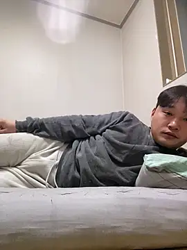 offwhite777 online show from 02.21.25