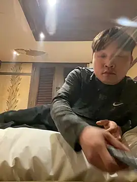 offwhite777 online show from 02.27.25