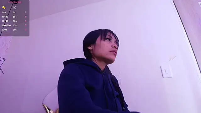 Raichell  online show from 10.30.25