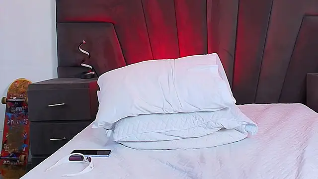 JhoanLeandro online show from 03.09.25