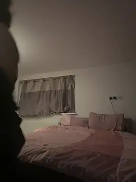 BambixoxUK online show from 02.13.25